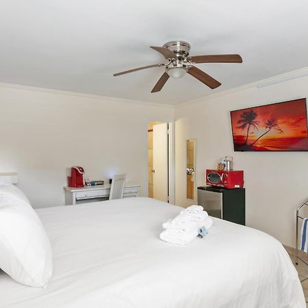 Siesta Key Beach Resort And Suites Sarasota Luaran gambar